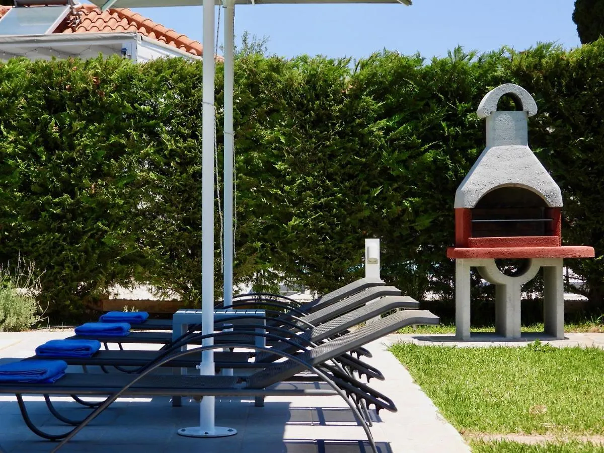 Cypress Garden Villas Svoronata 0*,