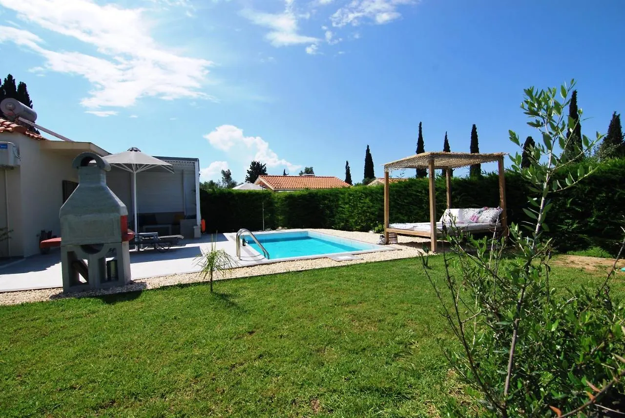 Cypress Garden Villas Svoronata 0*,